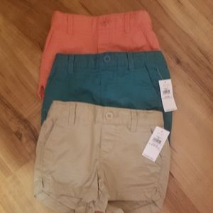 Toddler Girls Old Navy Shorts (2 NWT)